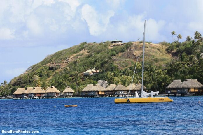 bora-bora-lagoon