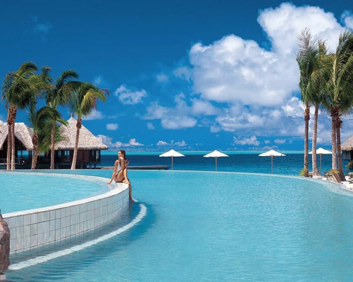 Hilton Bora Bora Nui Resort pool and spa.