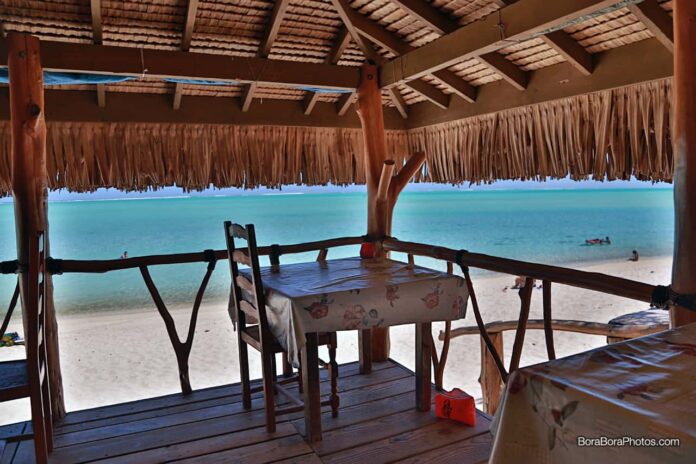 moi-here-restaurant-matira
