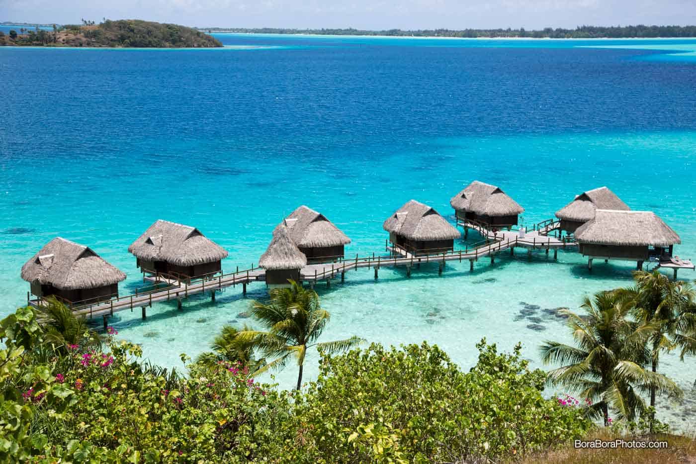 What to Pack for Bora Bora, Tahiti, and Moorea - Island Travel Guide