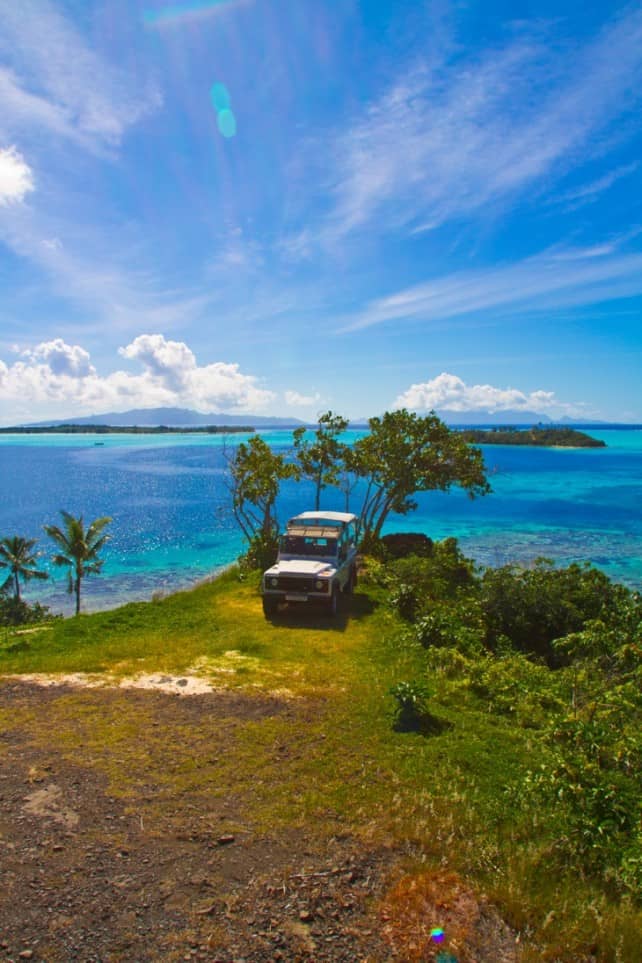 Bora Bora offroad 4x4 adventure tour | boraboraphotos.com